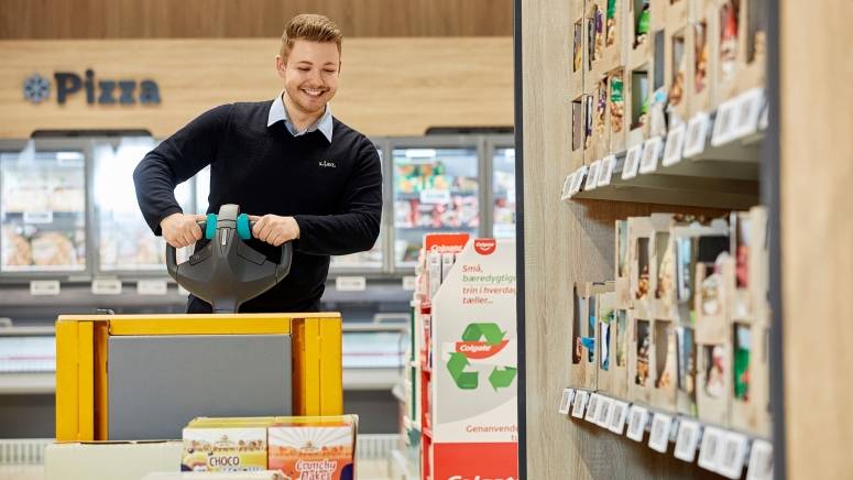 2023_Butik_Action_palleløfter_Alexander